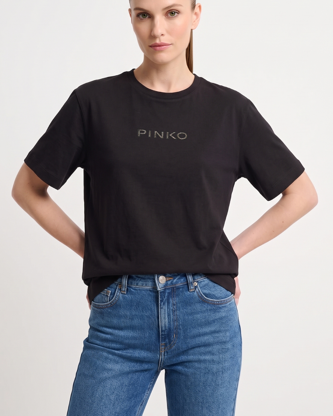 T-Shirt Nera con Logo