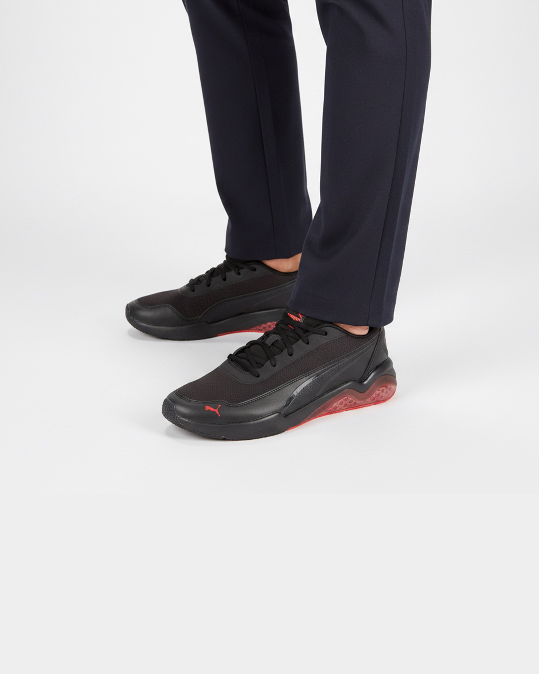 Sneakers Nere Dettaglio Rosso